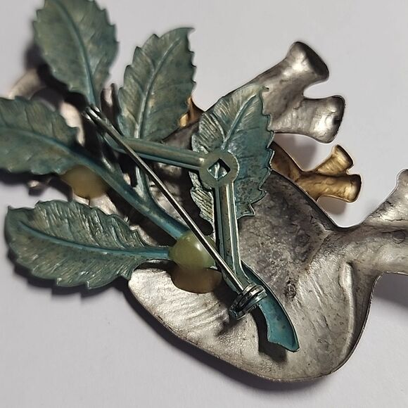 Elephant Brooch in Silver and Gold Tones - Picture 4 of 4